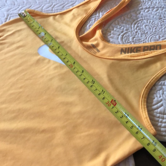 ⭐️ Nike Pro Classic logo racer back stretch sports pretty tangerine top - Picture 5 of 6
